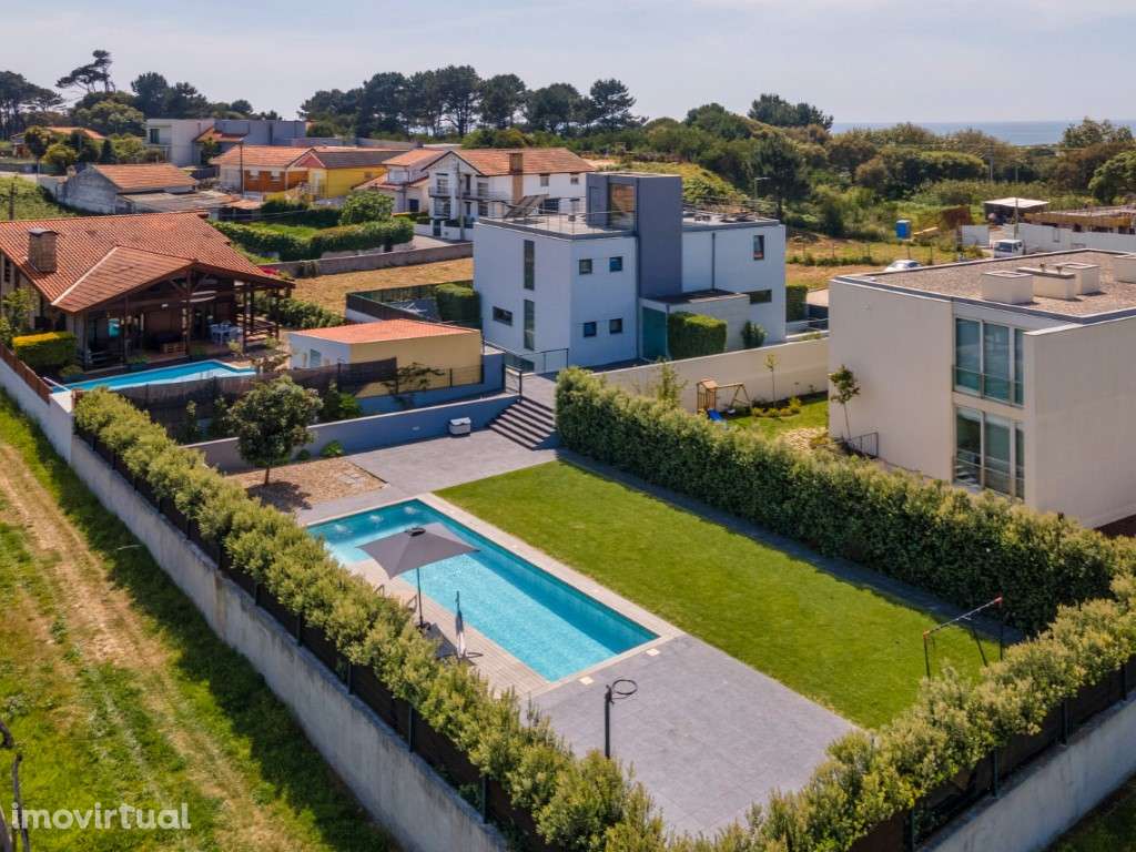 Moradia T3 | Piscina | Miramar, V.N.Gaia - Grande imagem: 3/28