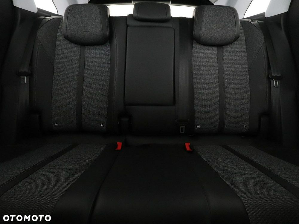 Peugeot 3008 BlueHDi 130 Stop & Start EAT8 Allure Business-Paket - 18