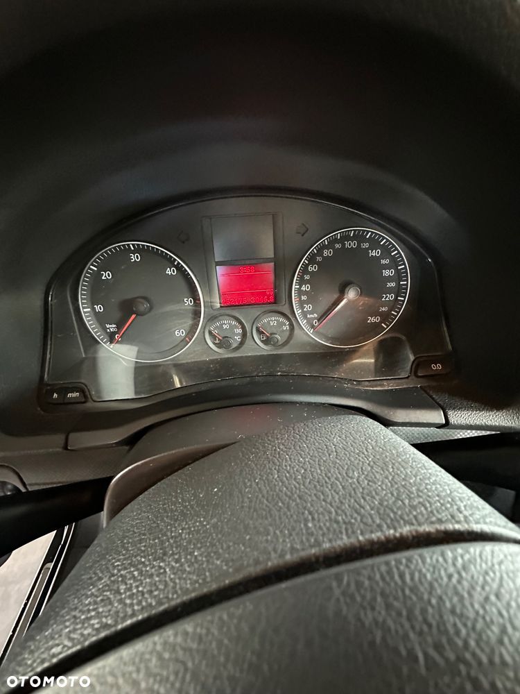 Volkswagen Golf 2.0 TDI DPF Trendline - 7