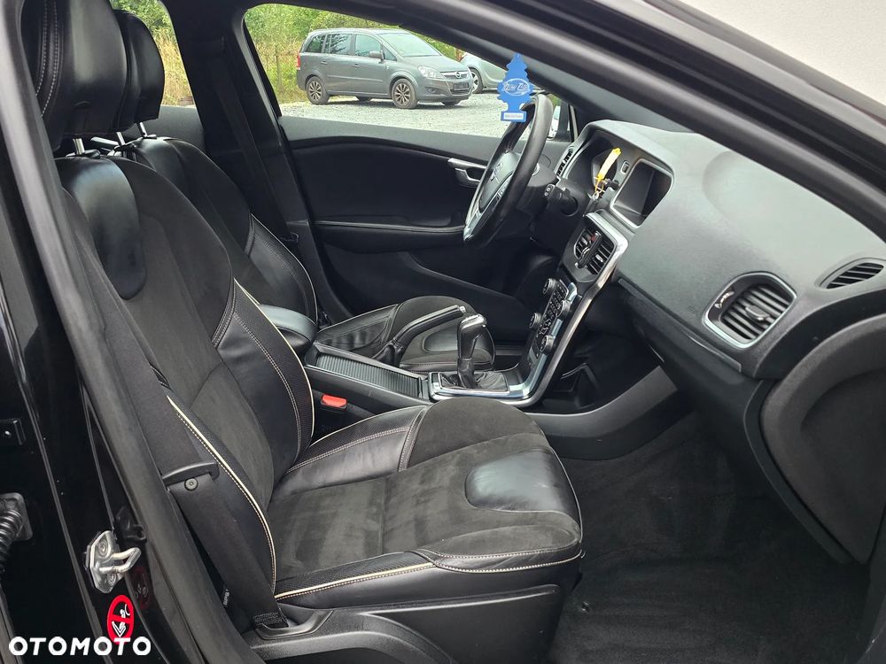 Volvo V40 D2 RDesign - 23