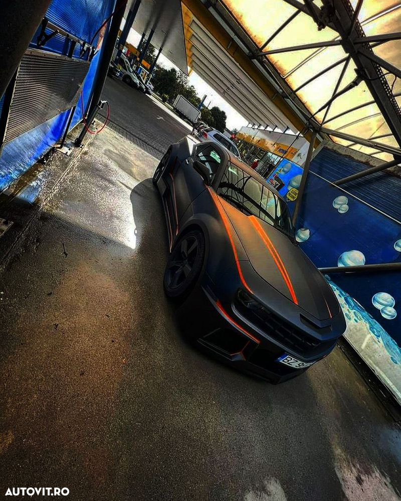 Chevrolet Camaro - 4