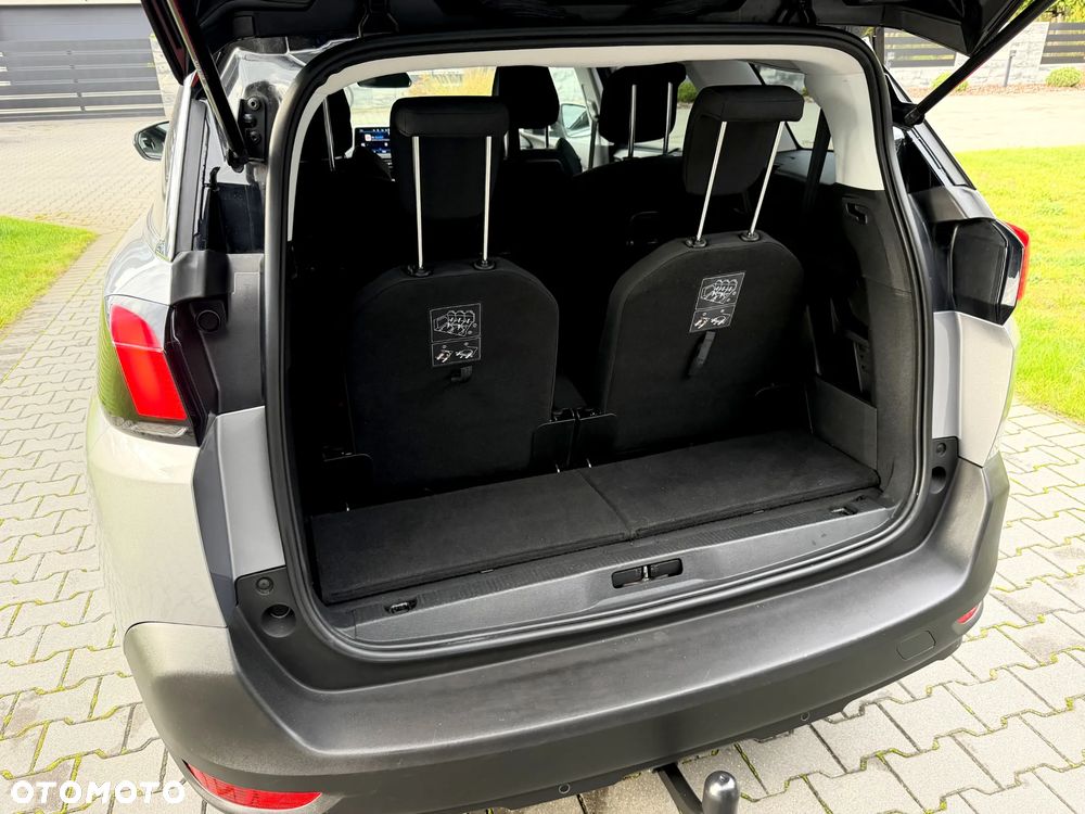 Peugeot 5008 - 32
