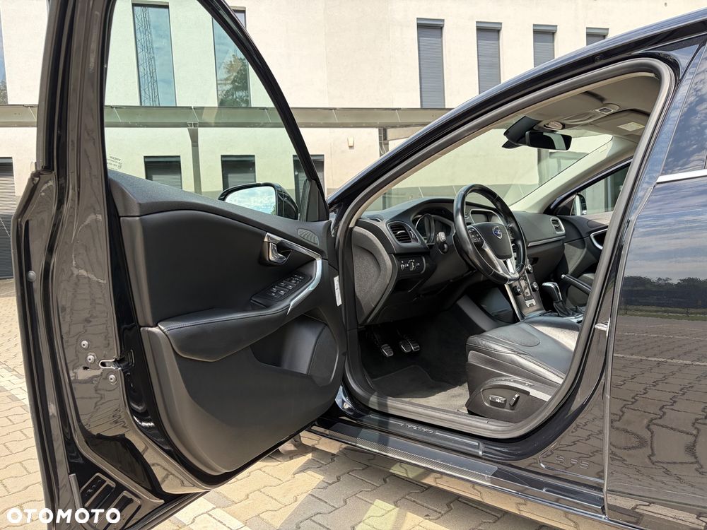 Volvo V40 D4 Drive-E Summum - 11