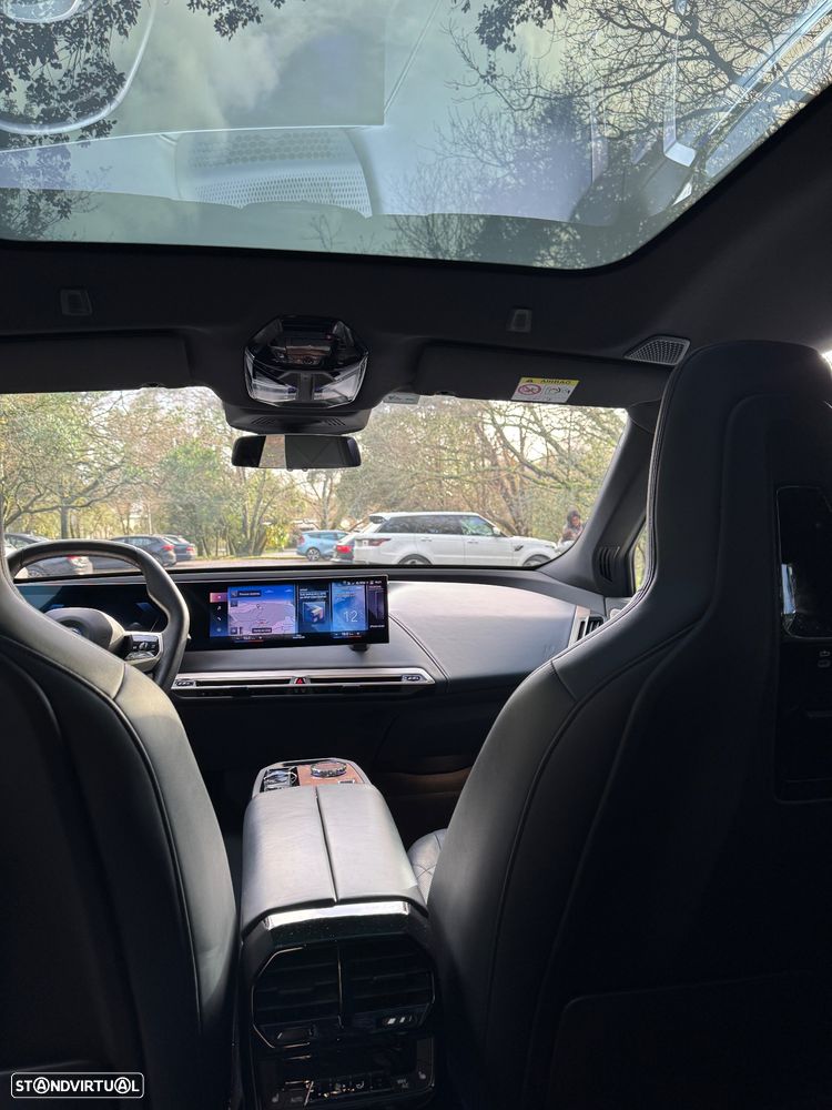 BMW iX xDrive 50 Pack Desportivo - 35