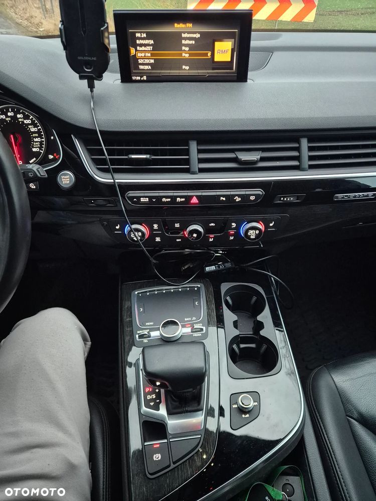 Audi Q7 - 9