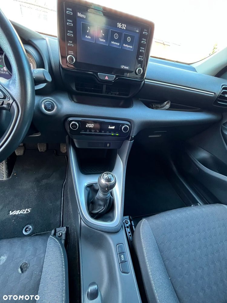 Toyota Yaris 1.5 VVT-i Comfort - 13