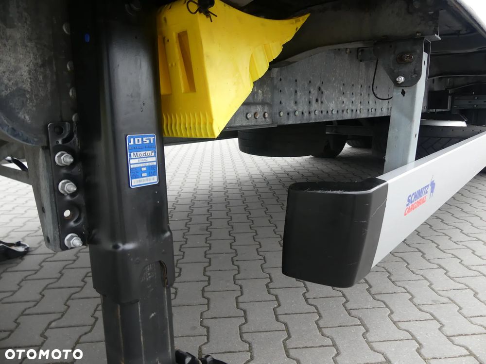 Schmitz Cargobull MEGA / FIRANKA / OŚ PODNOSZONA / OGUMIENIE 80% / - 25