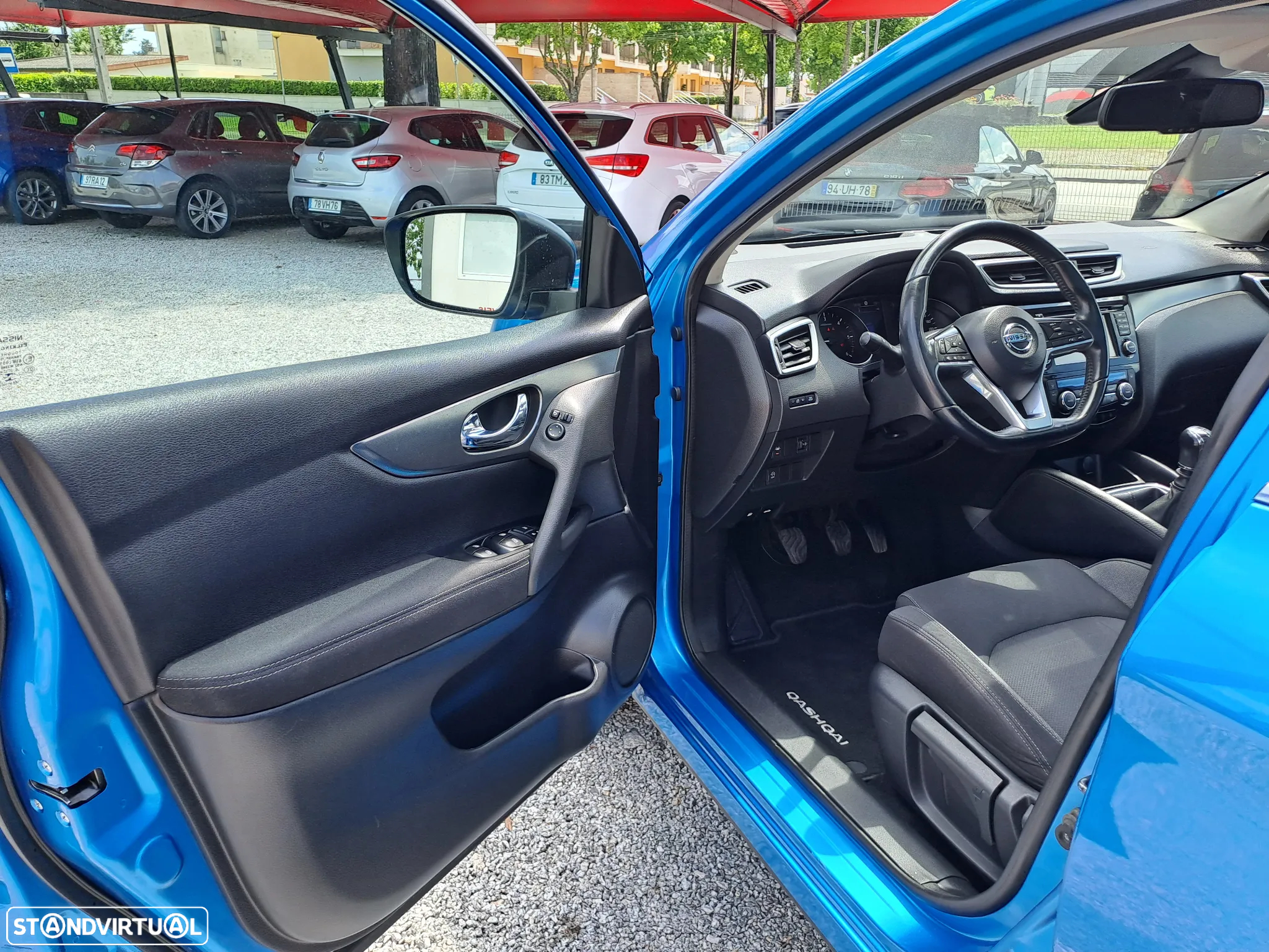 Nissan Qashqai 1.5 dCi N-Connecta 18 - 8