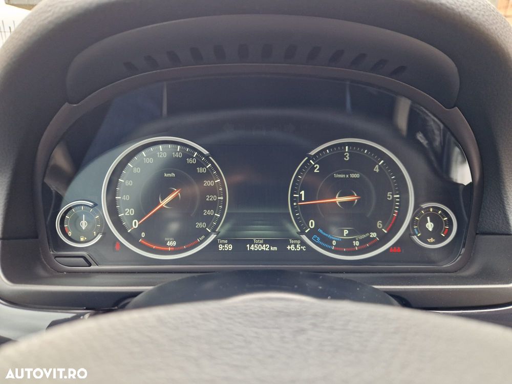 BMW Seria 5 520d xDrive AT - 6