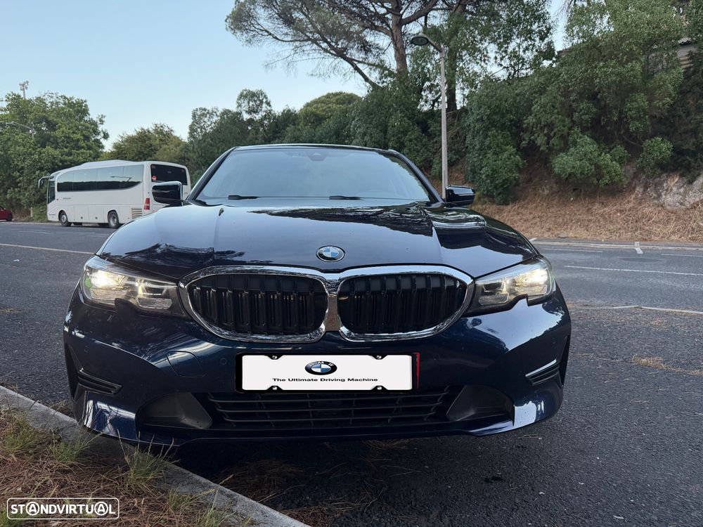 BMW 318 d Auto - 8