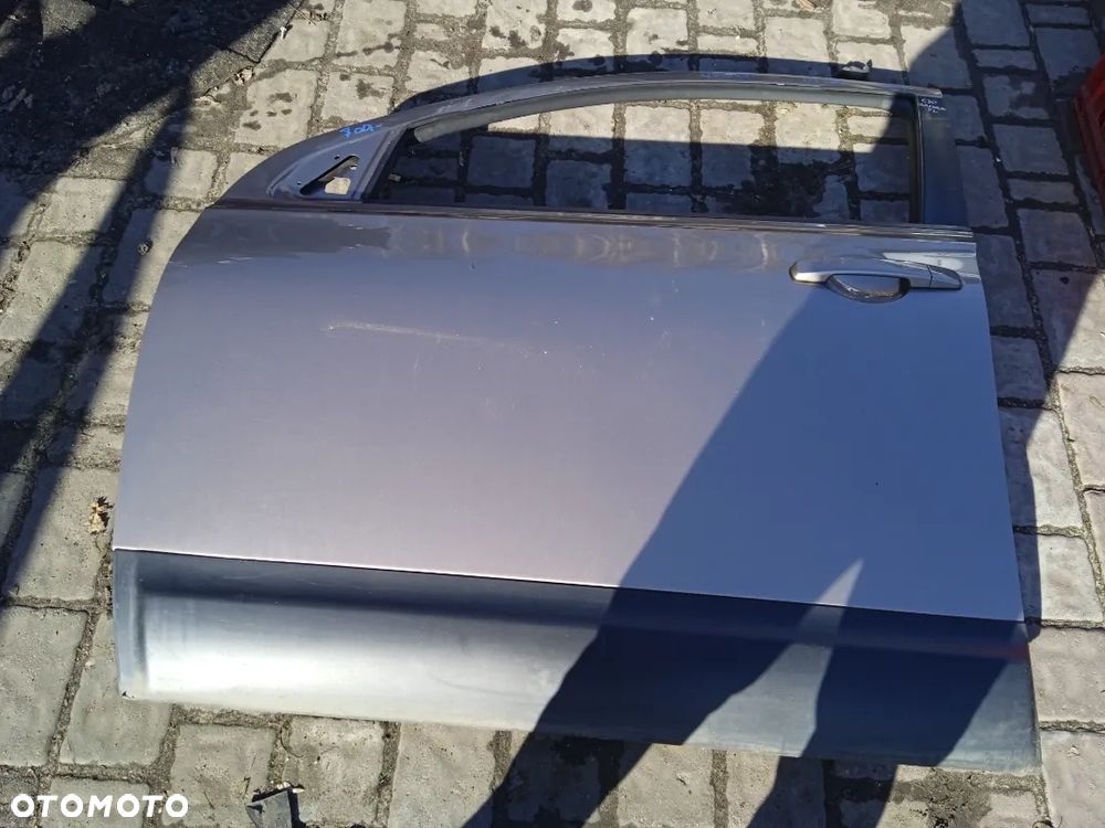 SZYBA PODNOSNIK LEWY PRZEDNIE NISSAN QASHQAI 1 07-14 KOD KOLORU C30 - 1