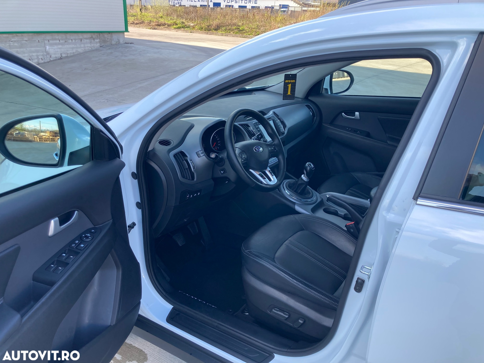 Kia Sportage 2,0 CRDI AWD GT Line - 11