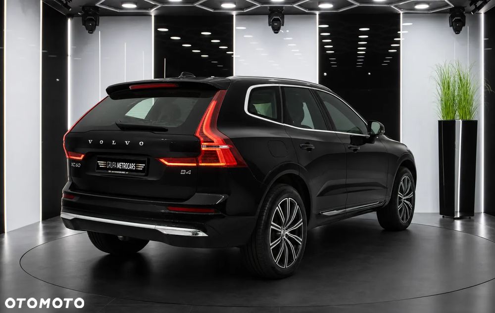 Volvo XC 60 B4 B Plus Bright - 6