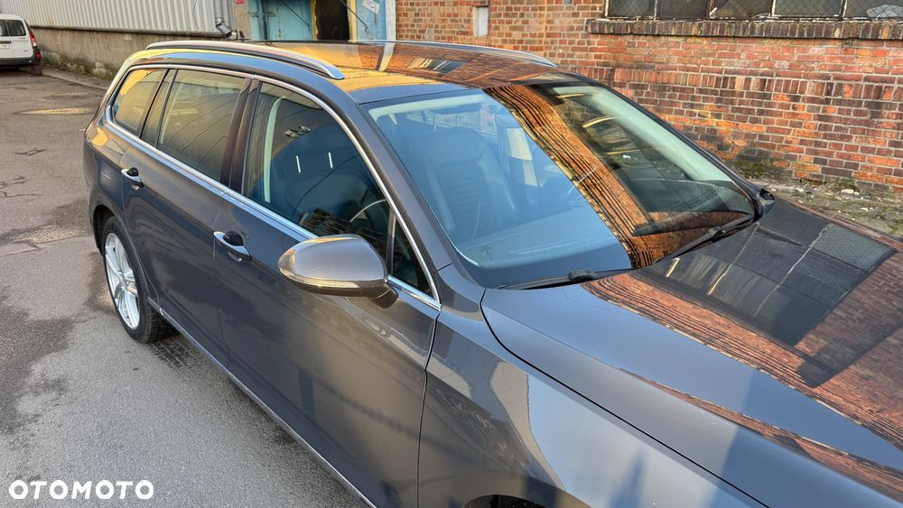 Volkswagen Passat 2.0 TDI (BlueMotion Technology) DSG Highline - 11