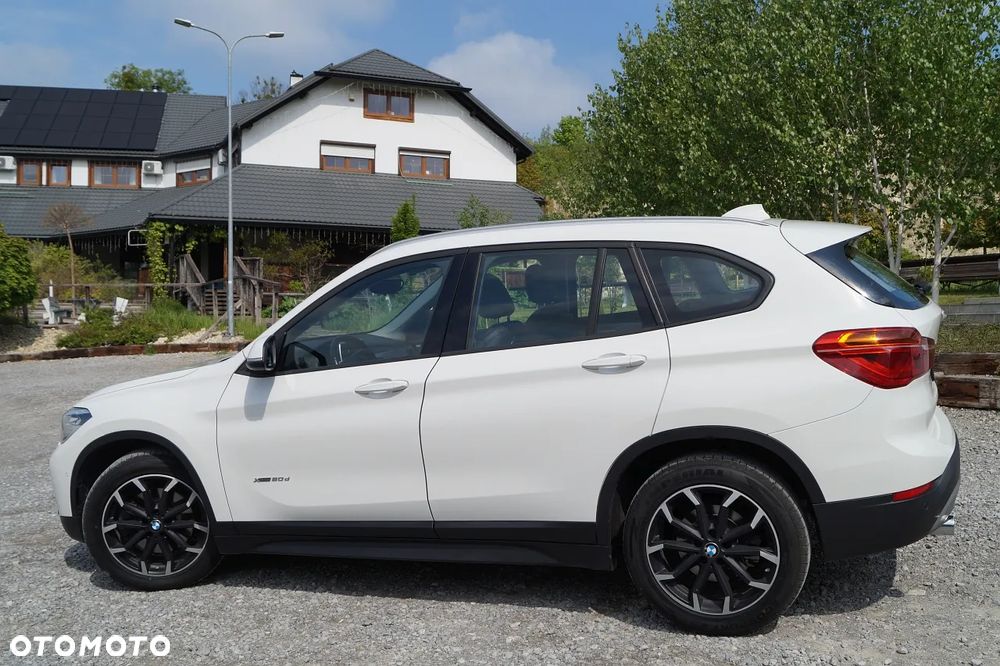 BMW X1 xDrive20d Sport Line - 10