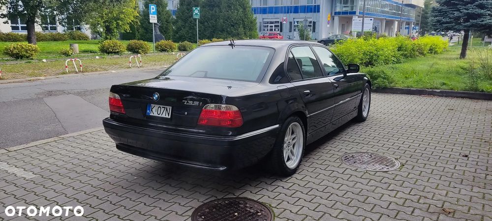 BMW Seria 7 - 4