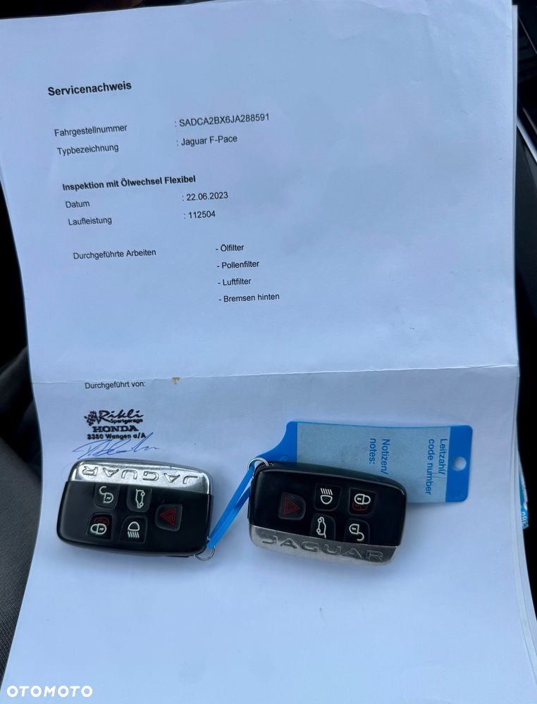 Jaguar F-Pace 2.0 i4P AWD R-Sport - 33