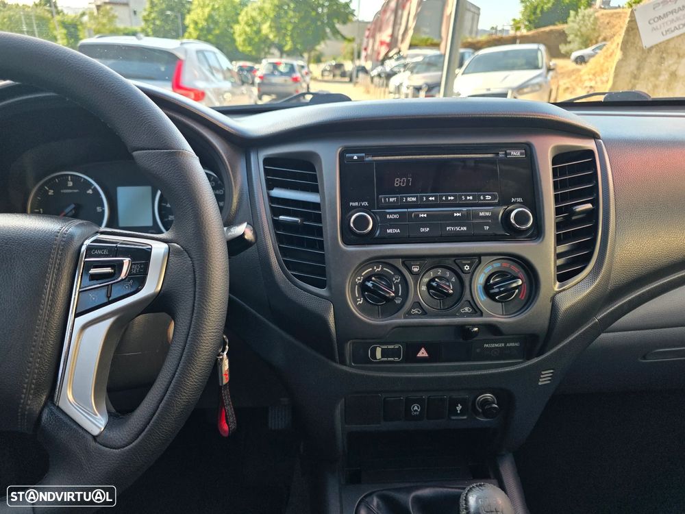 Mitsubishi L200 2.4 DI-D CD Invite 2WD - 14
