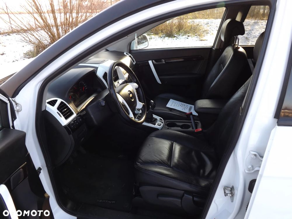 Chevrolet Captiva 2.2 D LS FWD - 10