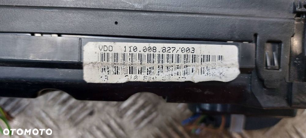 LICZNIK ZEGARY MERCEDES W210 110.008.827/003 2105409647 - 2