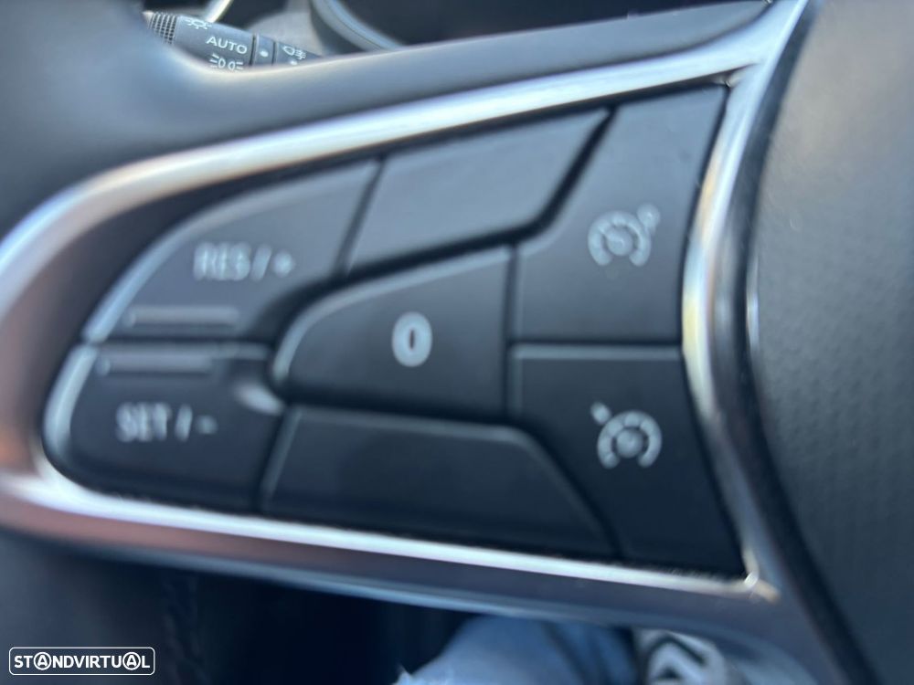 Renault Clio 1.0 TCe Evolution - 27