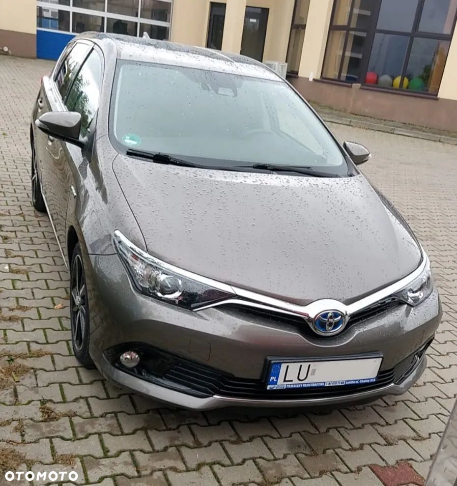 Toyota Auris - 1