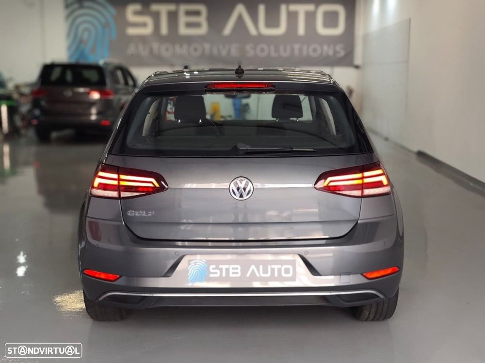 VW Golf 1.0 TSI Confortline DSG - 4
