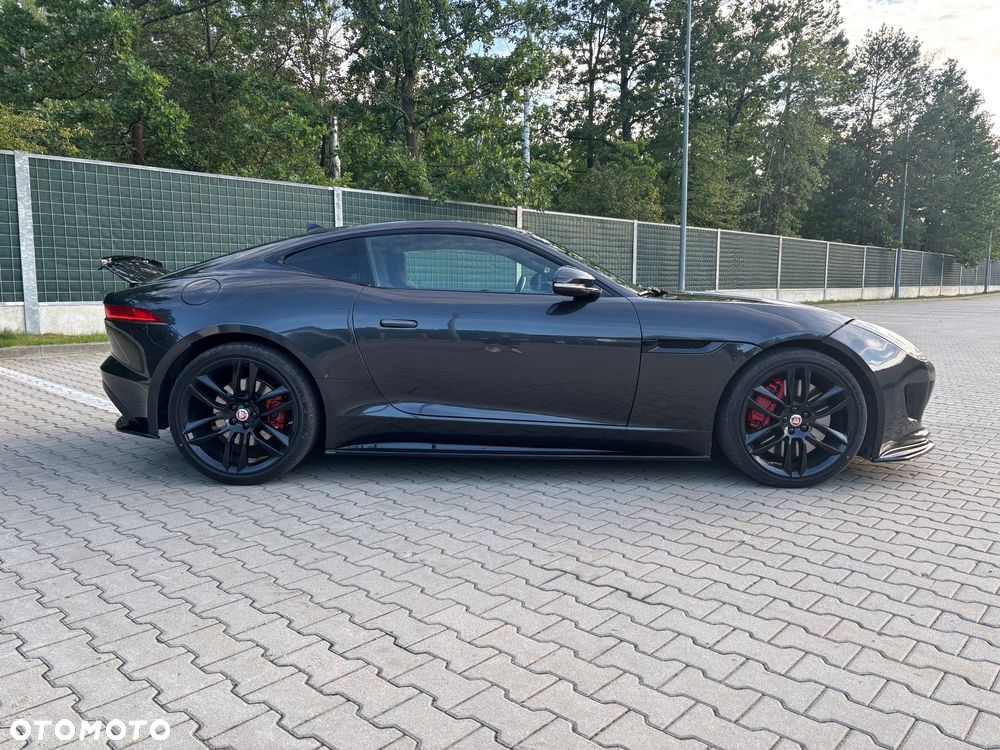 Jaguar F-Type - 35