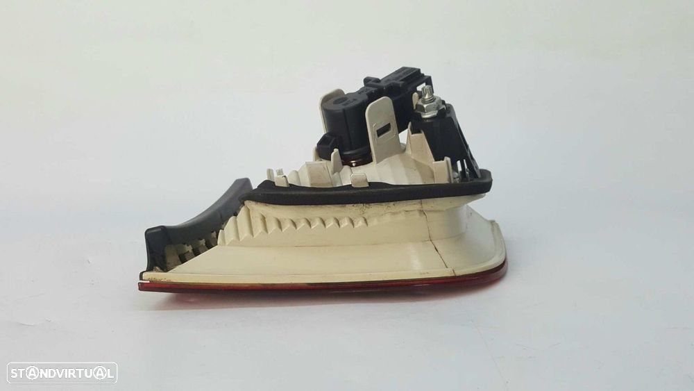 FAROLIM TRASEIRO ESQUERDO AUDI A4 BERLINA (8E) 1.9 TDI - 6