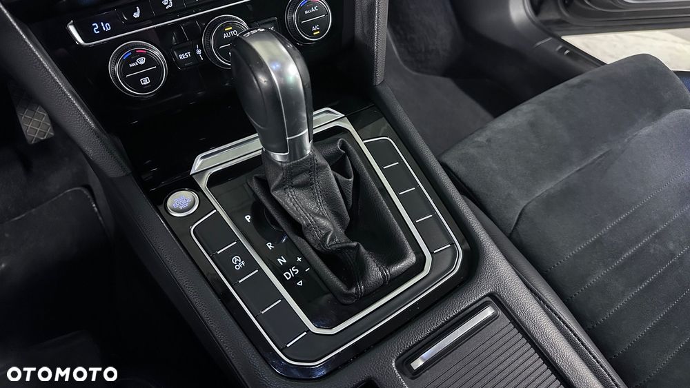 Volkswagen Passat 2.0 TDI SCR Highline DSG - 21