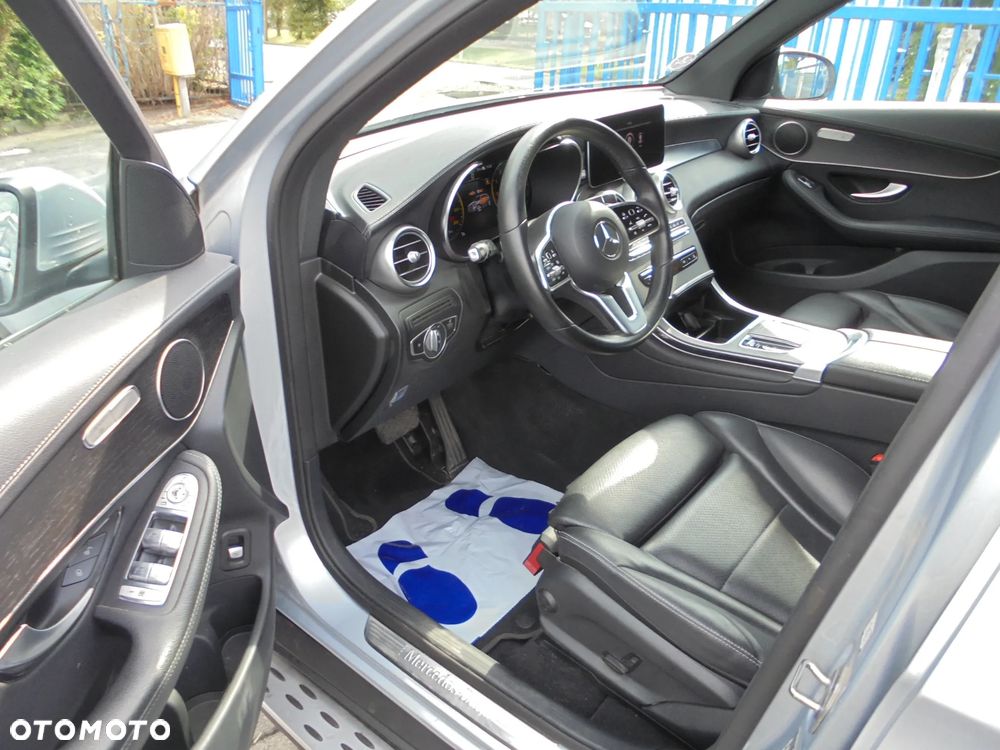 Mercedes-Benz GLC 300 de 4Matic 9G-TRONIC - 5