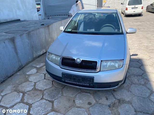 Fabia Kombi 1.4 16v BBY czesci maska zderzak lampa klapa - 6
