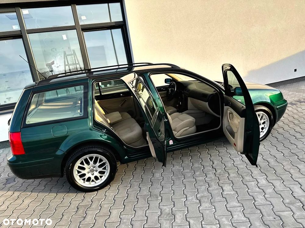 Volkswagen Bora 2.3 V5 - 38