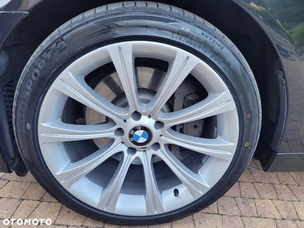 BMW Seria 5 525d - 21