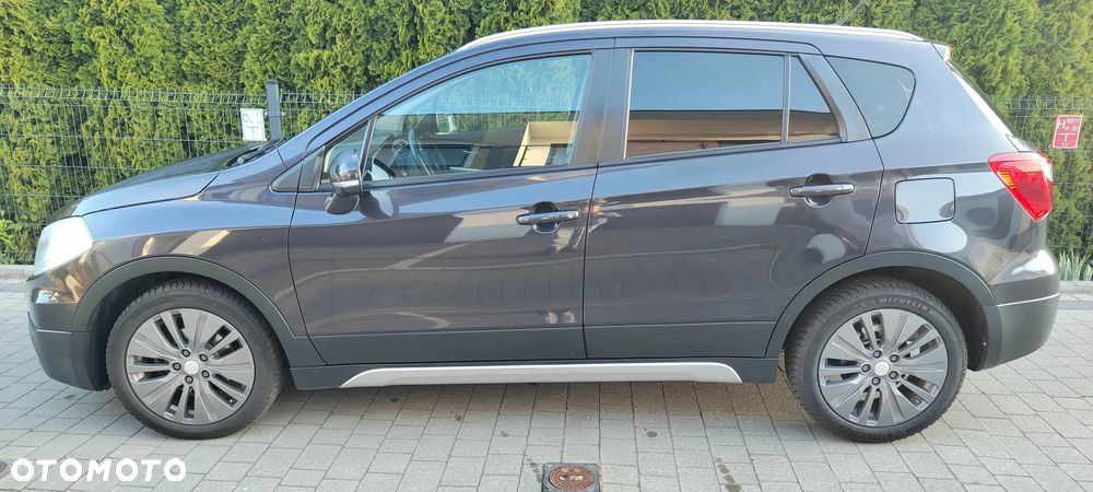Suzuki SX4 1.6 Comfort Plus - 6