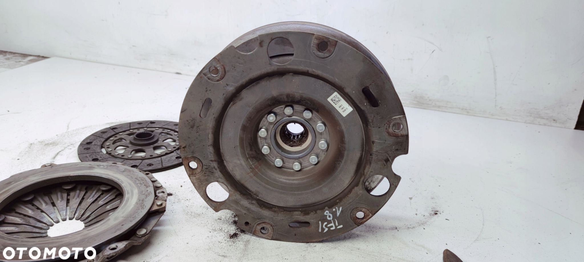 SPRZĘGŁO KOŁO DWUMAS AUDI A4 A5 1.8 0B1105266AA *3 - 14