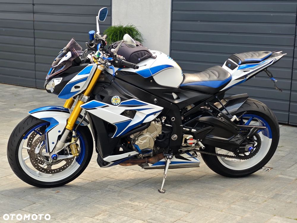 BMW S - 15