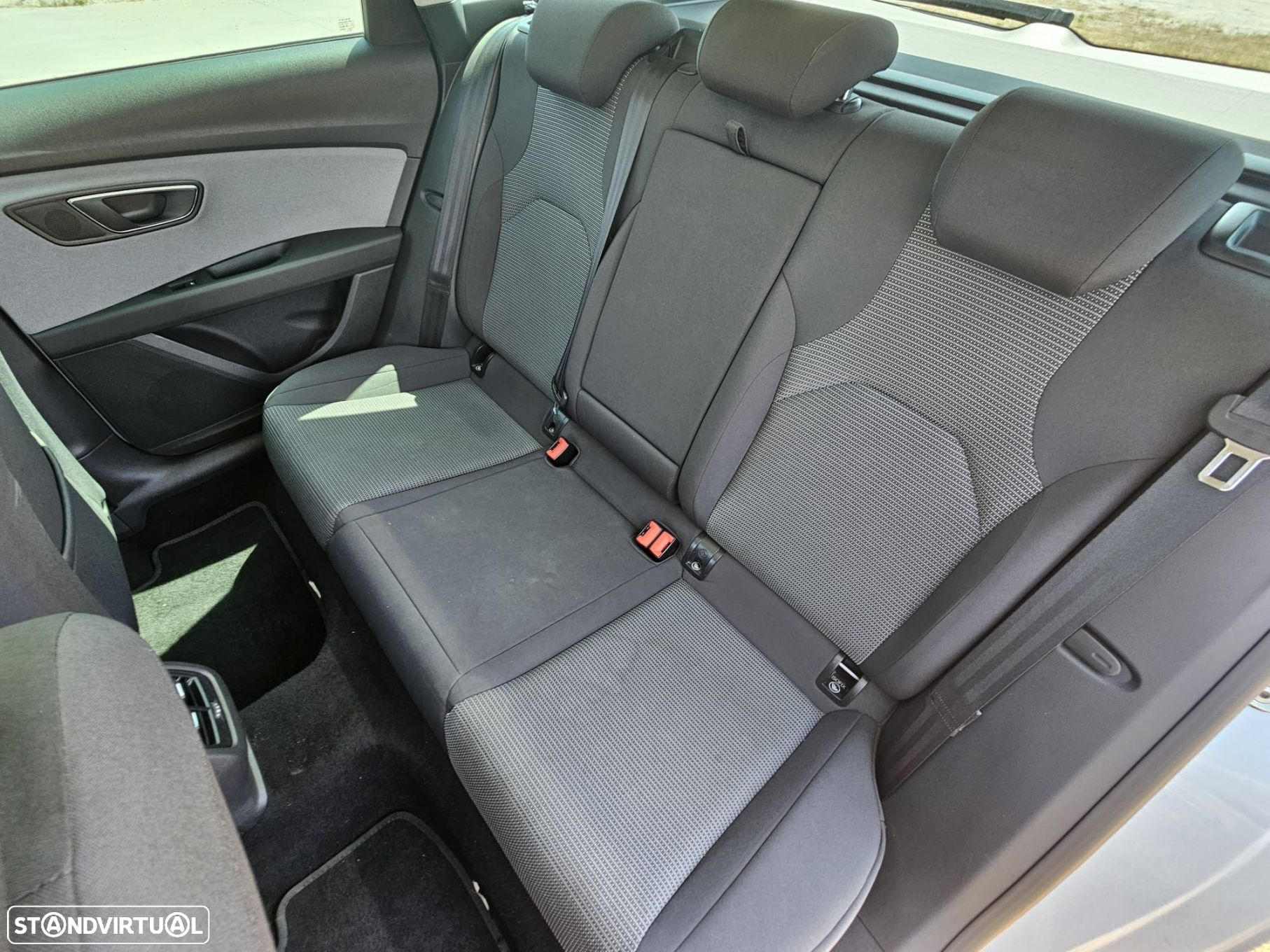 SEAT Leon ST 1.6 TDI Style S/S - 20
