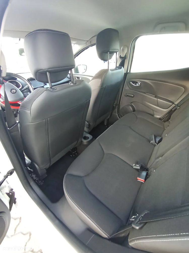 Renault Clio - 9
