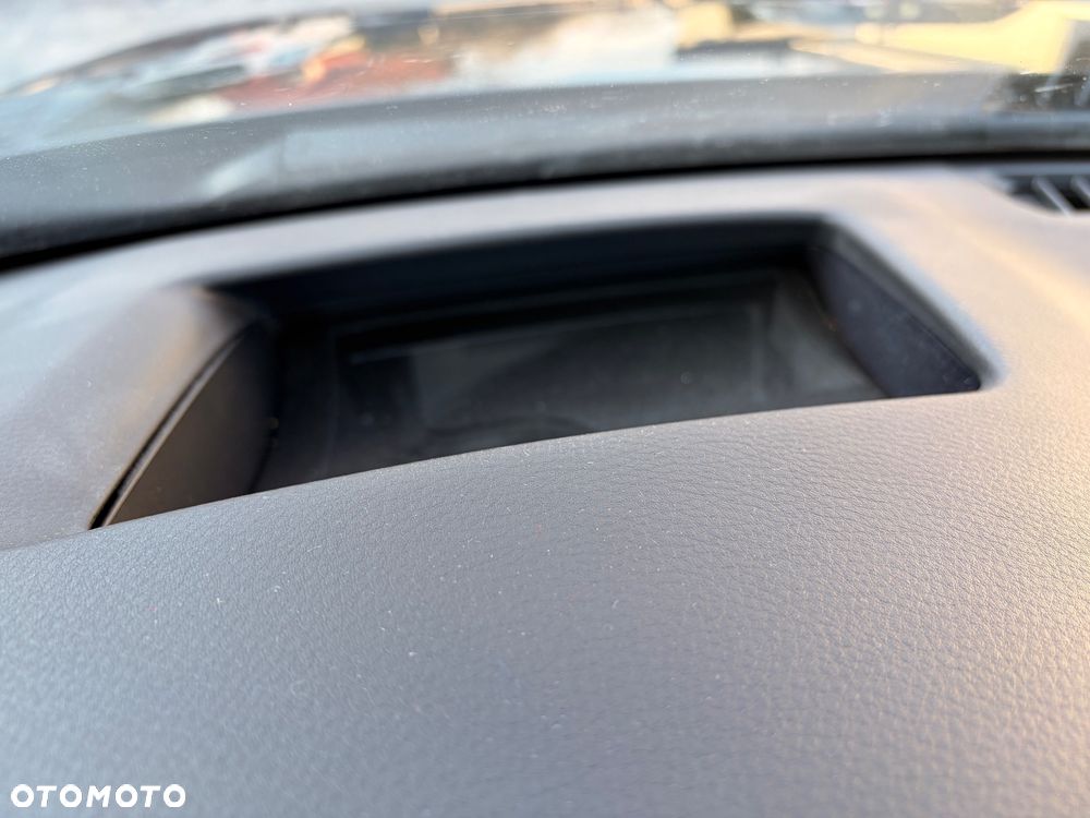 Mazda 3 SKYACTIV-X 2.0 M-Hybrid Edition 100 - 11