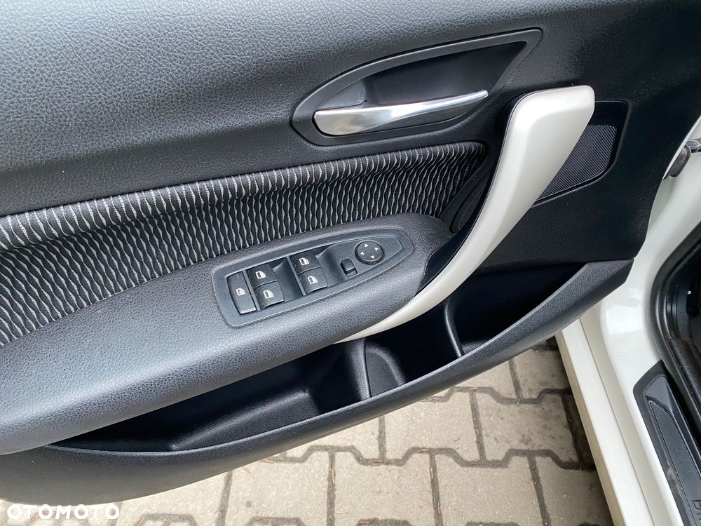 BMW Seria 1 116d EfficientDynamics Edition - 18