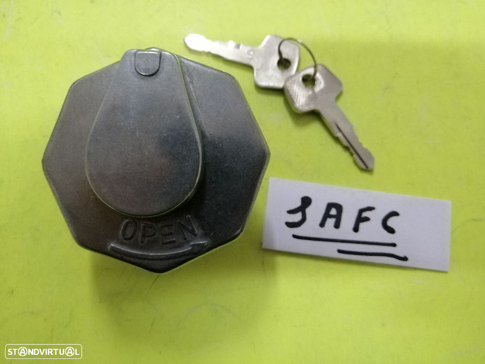 Tampa combustível Mitsubishi L200 L300 e Canter Fe331 Fe444 - 3