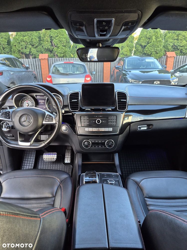 Mercedes-Benz GLE 350 d 4Matic 9G-TRONIC AMG Line - 35