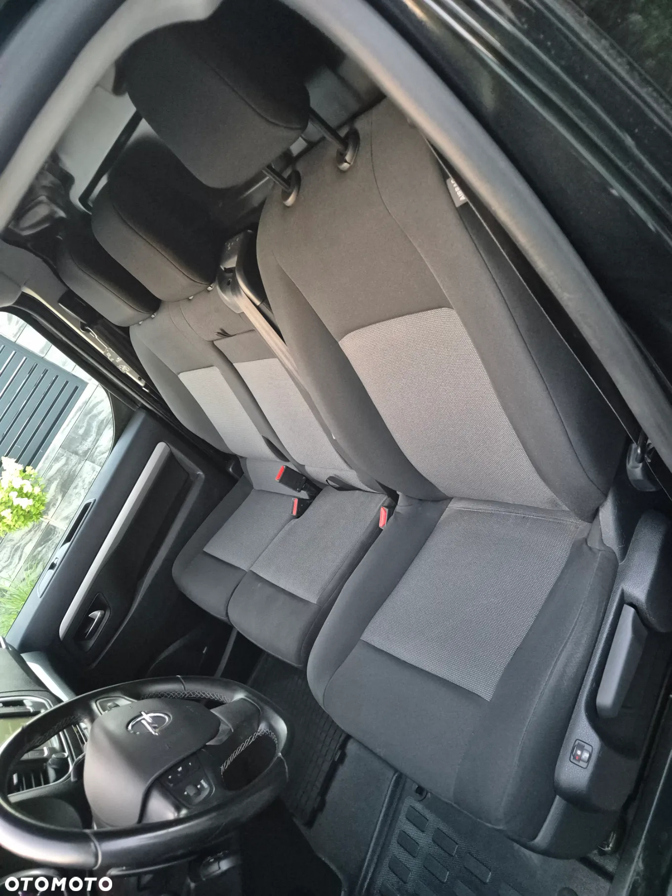 Opel Vivaro - 17