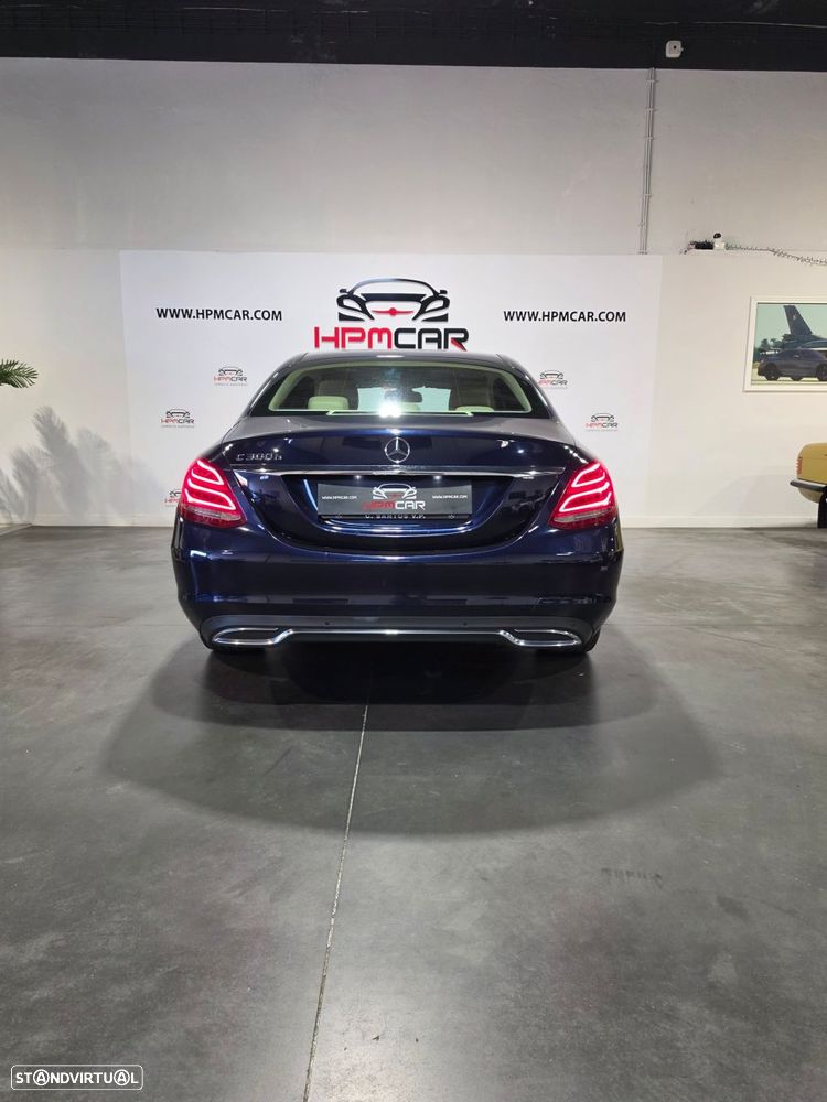 Mercedes-Benz C 300 h Avantgarde - 12