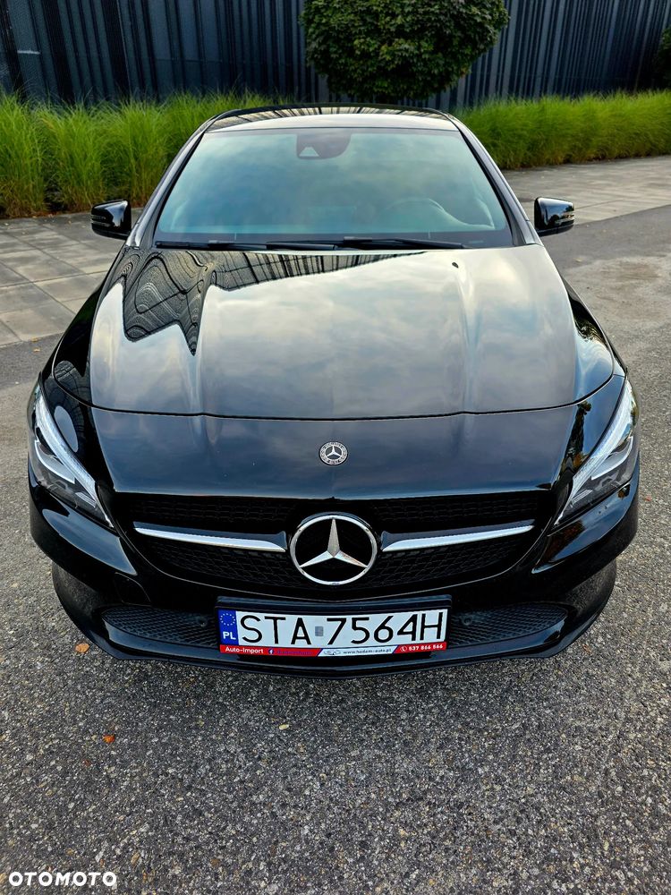 Mercedes-Benz CLA 200 Urban - 6
