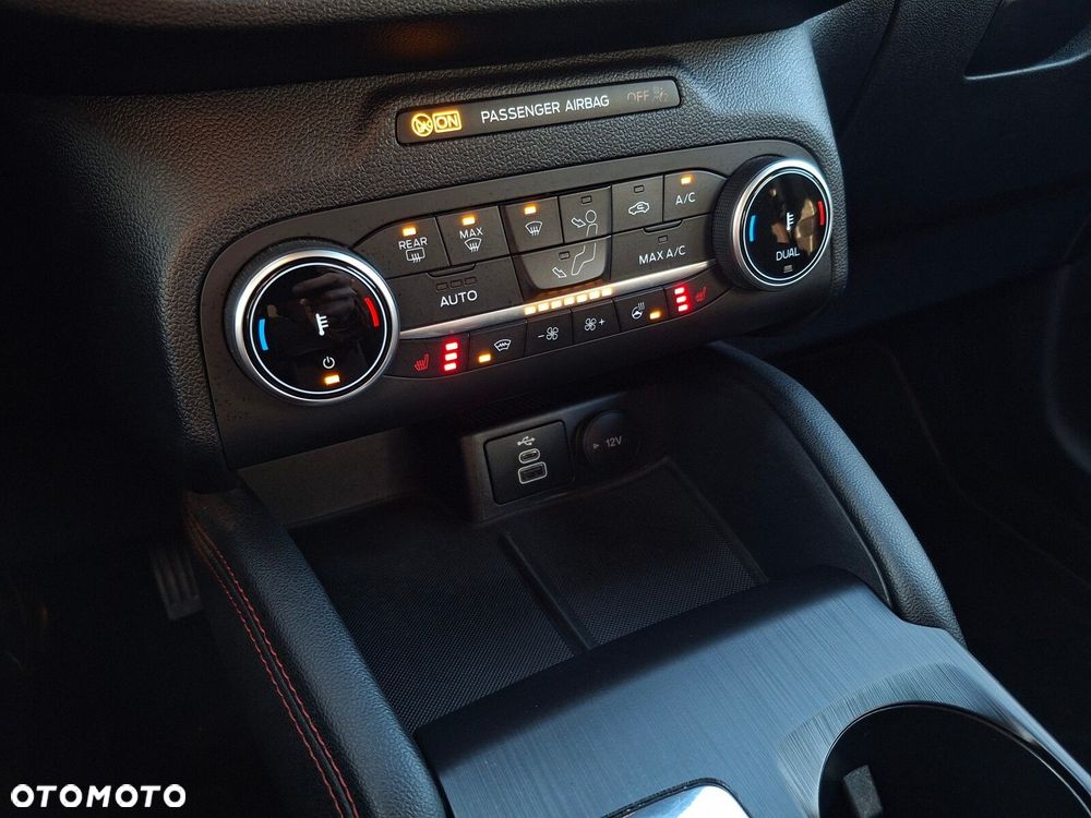 Ford Kuga 2.0 EcoBlue AWD ST-Line - 24