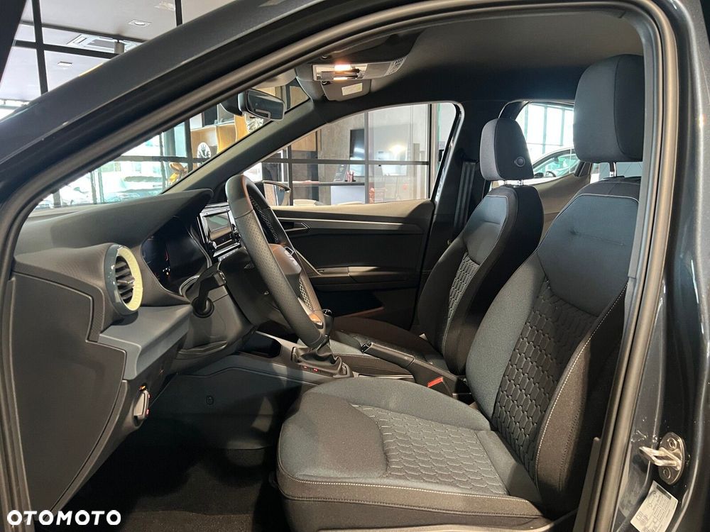 Seat Arona - 15