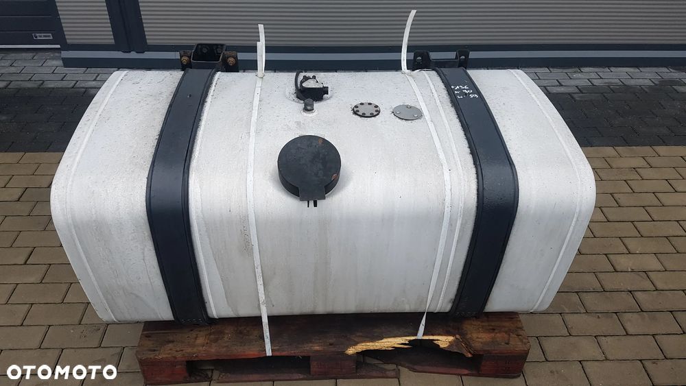 ZBIORNIK PALIWA KOMPLETNY MAN TGX TGS EURO 6 MEGA LOW DECK 135X70X59 ST - 1