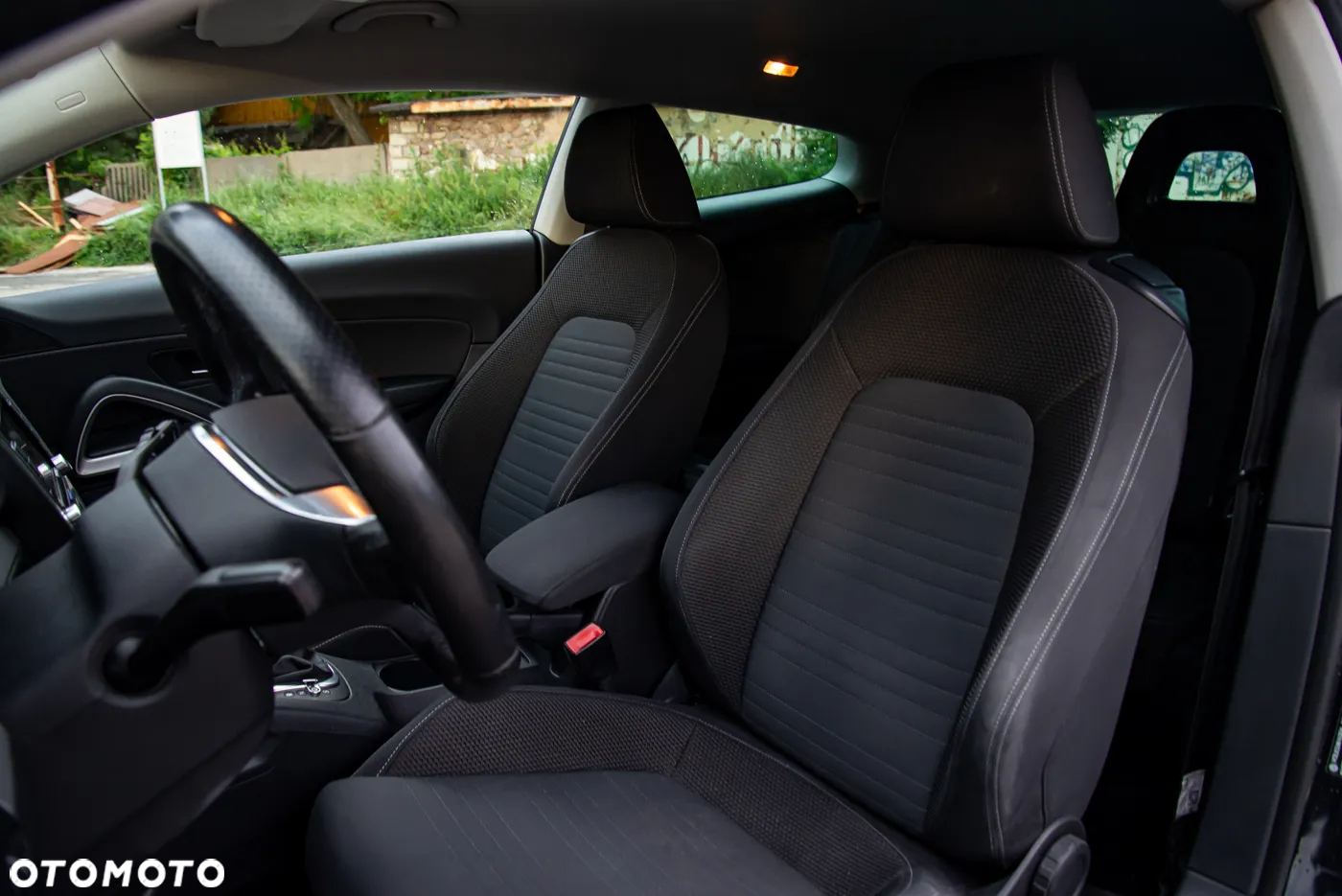 Volkswagen Scirocco 2.0 TDI DSG - 8